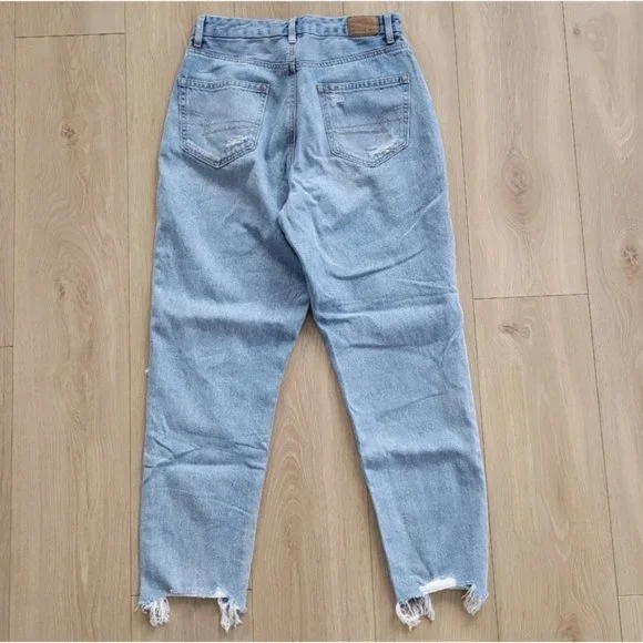 American Eagle curvy mom jeans distressed light wash size 6 regular - Picture 5 of 14